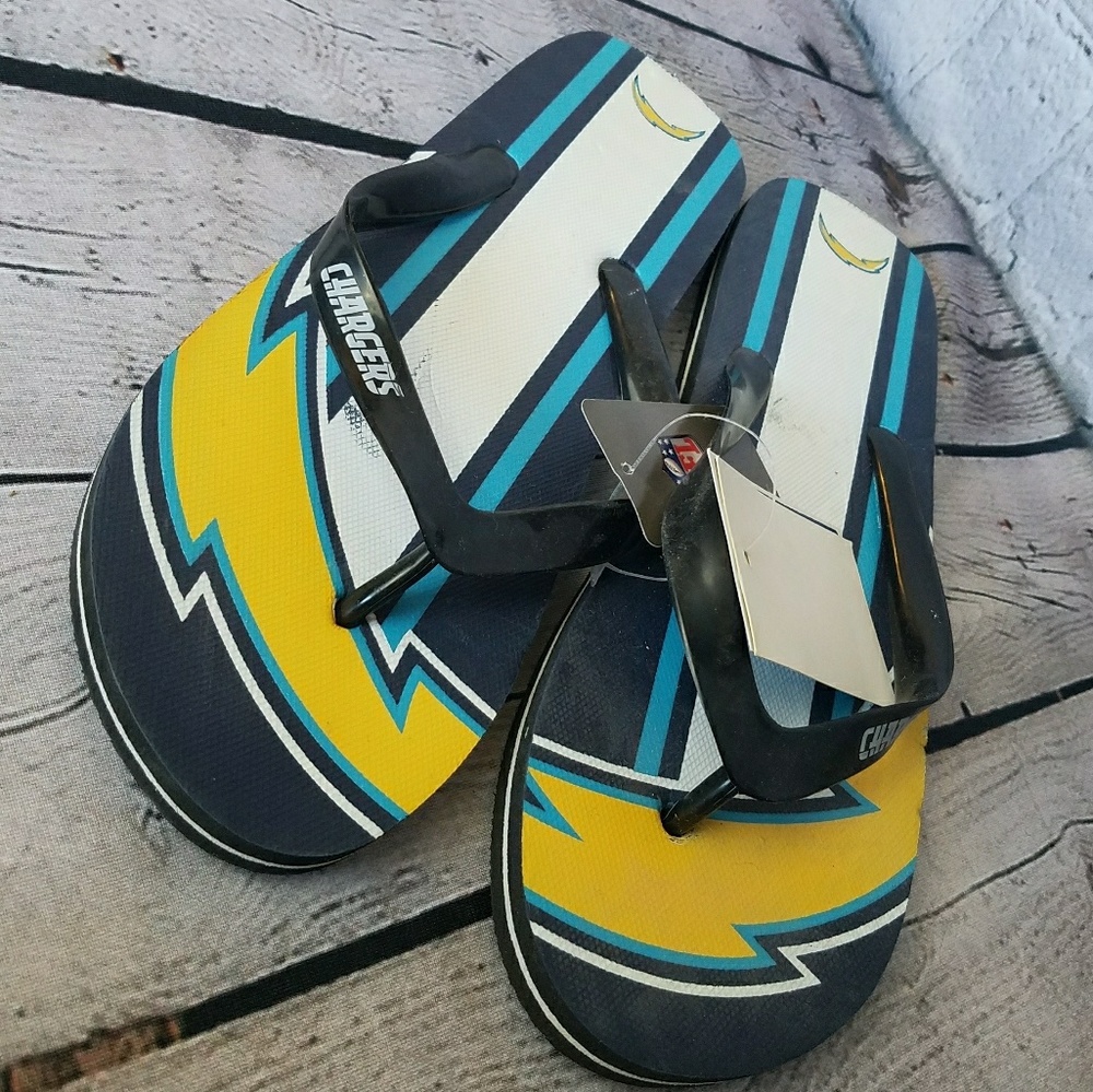 NWT Chargers NFL Flip Flop Sandals Sz Med